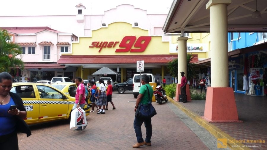 Panama, Colón, supermarket Super 99